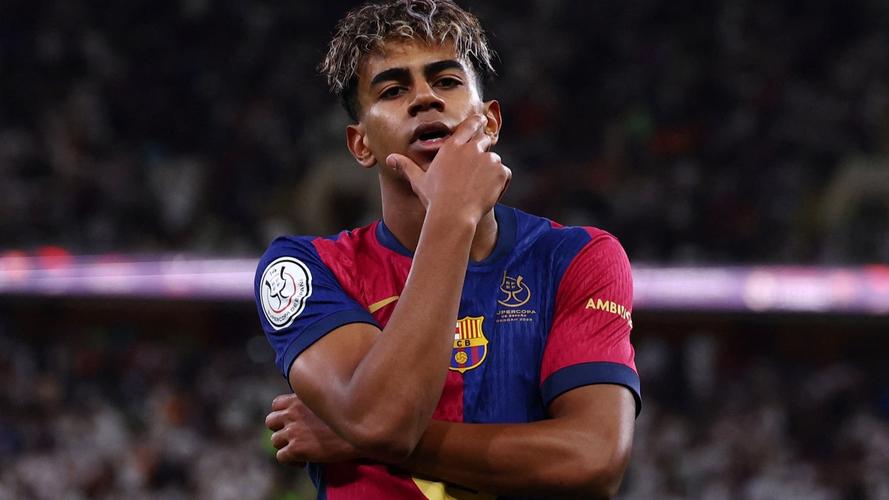 官方：沃尔夫斯堡体育总监申齐洛茨离任