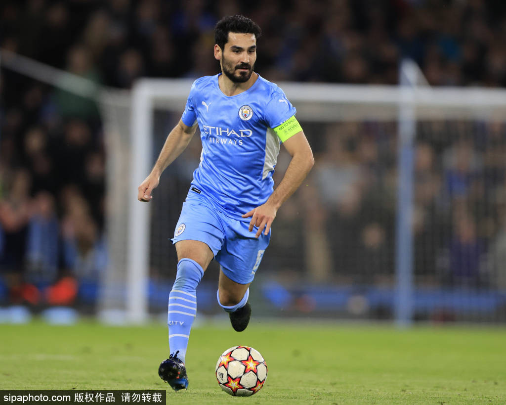 两条重大线索表明卡洛斯·巴莱巴即将加盟曼联。