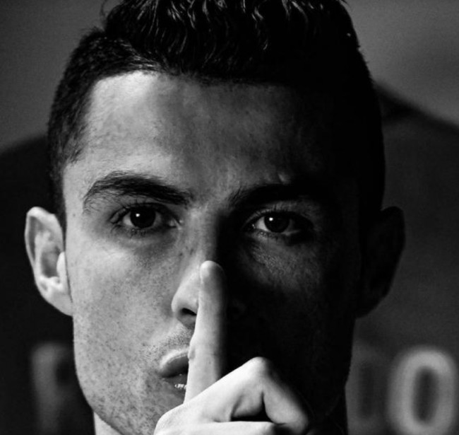 图赫尔：会找阿诺德聊聊，不过夸安萨目前竞争右后卫稍微领先