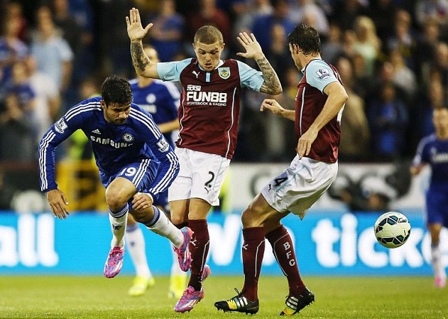 绿茵传承，足球主题文化展“十五运”站在广东美术馆开幕